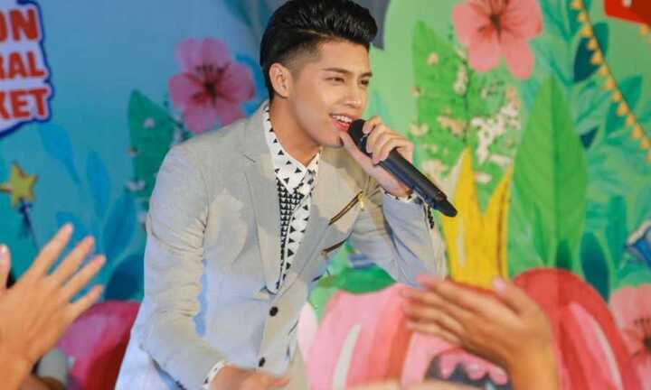 Vừa gây sốt tại Hà Nội, Noo Phước Thịnh lại khiến fans phát cuồng ở TP.HCM