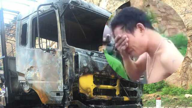 Cháy xe chở hàng, dân 'hôi của', tài xế bật khóc: Nhiều người trả lại hàng