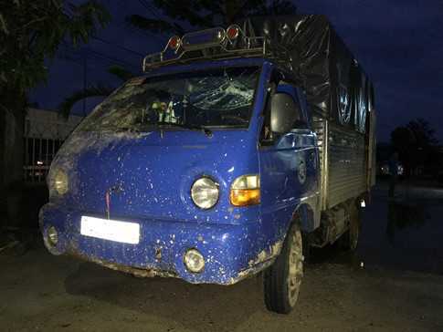 Mang xe tải đi trộm đồ, 'đua' tốc độ với cảnh sát giao thông