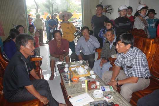 3 ngư dân sống sót phi thường sau 9 giờ bị nước lũ cuốn trôi ra biển