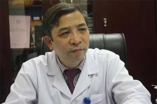 Ứ cả nửa lít máu vì dị dạng đường sinh dục