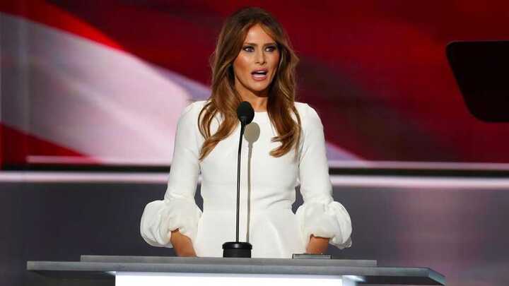 Vợ siêu mẫu xinh đẹp lần đầu xuất trận giúp Donald Trump vận động tranh cử