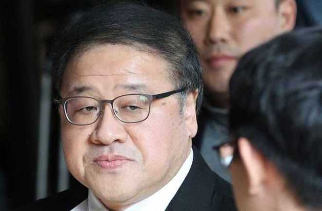 Hàn Quốc chính thức bắt giữ cựu Thư ký của Tổng thống