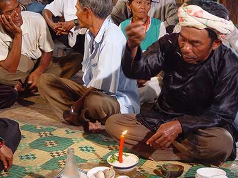 Kỳ bí tục lệ giả chó lừa... hồn ma của người Raglai ở Ninh Thuận