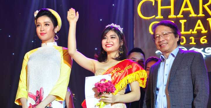 Đã tìm ra hoa khôi xinh đẹp, tài năng ĐH Luật Hà Nội 2016