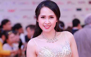 'Gái nhảy' Minh Thư: 'Sau ly hôn, tôi được nhiều đàn ông theo đuổi'