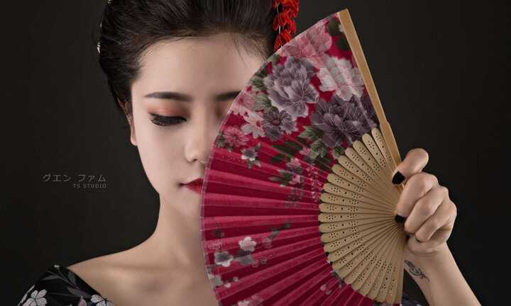 Đây chính là cô gái hát hit của Hà Hồ khiến nhiều sao Việt 'phát cuồng'