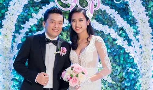 Vợ kém 17 tuổi của Lam Trường đã có tin vui?