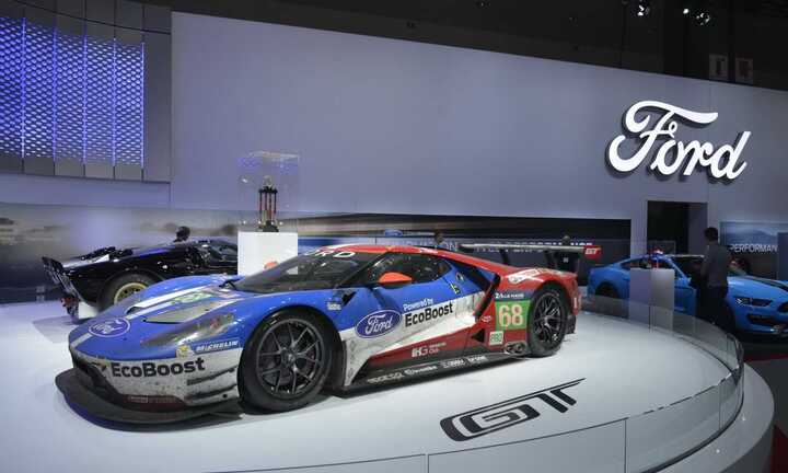 Ngắm xe đua Ford GT hoàn toàn mới lạ góp mặt tại triển lãm Los Angeles