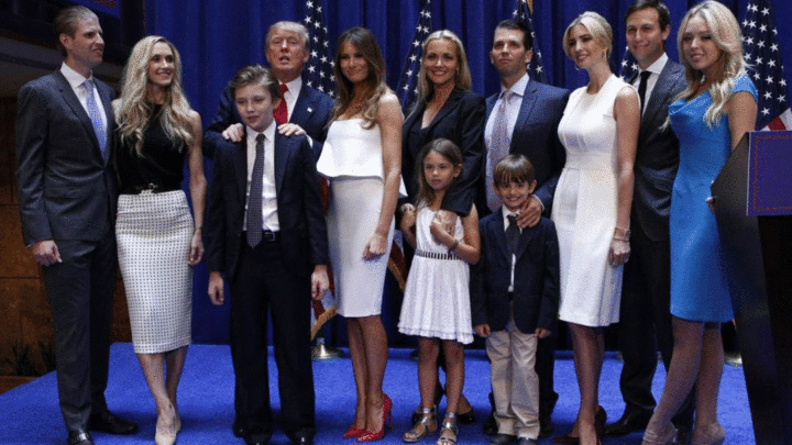 Ông Trump cao 1m90, nhưng không phải là người cao nhất trong nhà