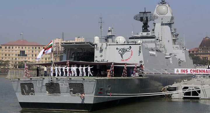 Ấn Độ đưa vào biên chế khu trục hạm tự đóng lớn nhất lịch sử