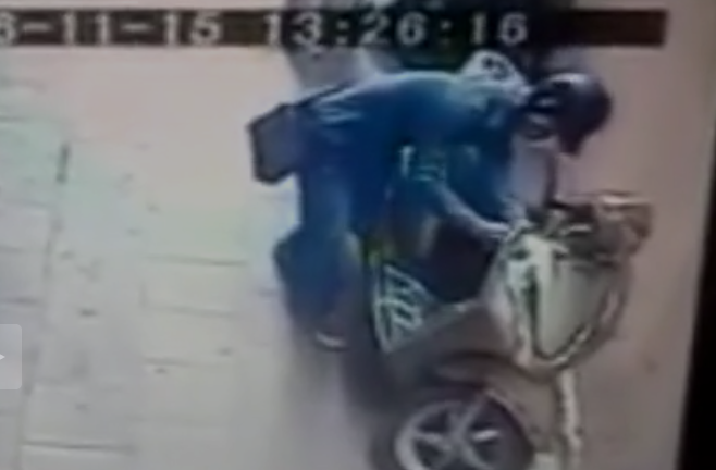 Siêu trộm bẻ khóa xe Lead trong vòng 3 giây ở Hà Nội