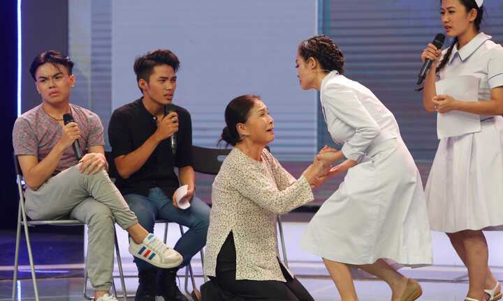 Dược Hậu Giang đồng hành cùng ngành Y qua 'Đặc nhiệm Blouse Trắng'