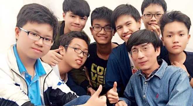 Nam sinh Đà Nẵng trình bày ‘thuyết thả thính’ gây sốt dân mạng