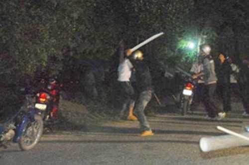 Bắt nhóm côn đồ dùng dao chém người dã man ở Huế