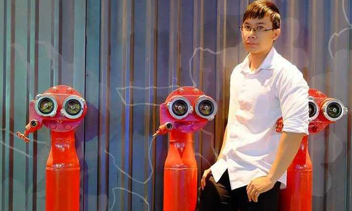 Chế bài hát tặng học trò: Thầy giáo 9x ngại ngùng vì được gọi là 'idol'