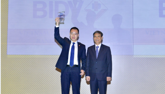 BIDV là ngân hàng duy nhất nhận giải thưởng Ngân hàng bán lẻ tiêu biểu 2016