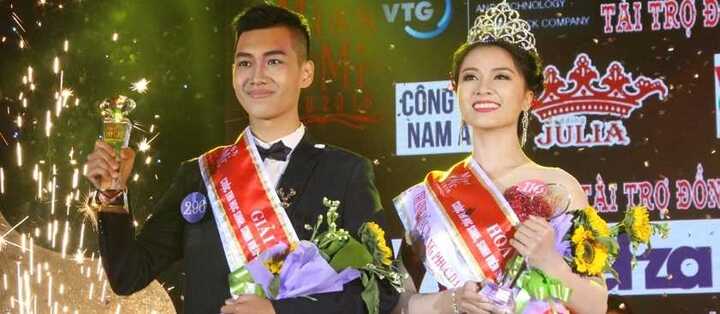 Đã tìm ra cặp đôi xinh đẹp, tài năng nhất Đại học Quốc gia Hà Nội 2016