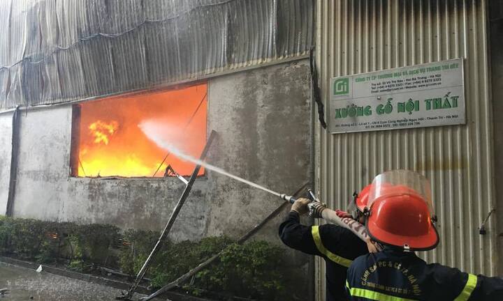 Nguyên nhân ban đầu gây cháy lớn trong khu công nghiệp ở Hà Nội
