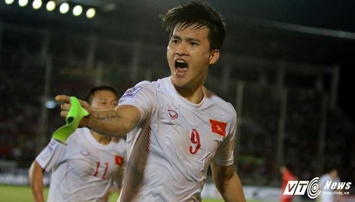 Công Vinh có nên giã từ tuyển Việt Nam sau AFF Cup 2016?