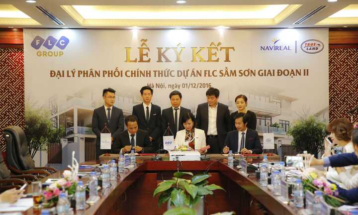 Liên minh Navireal và Trueland độc quyền phân phối FLC Lux City