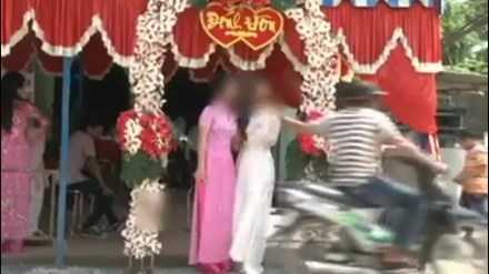 Đi xe tay ga cướp đám cưới, náo loạn đường phố Sài Gòn