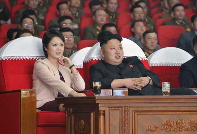 Phu nhân ông Kim Jong-un tái xuất sau 9 tháng vắng mặt