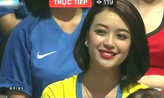 Những nữ cổ động viên xinh đẹp bất ngờ nổi tiếng mạng