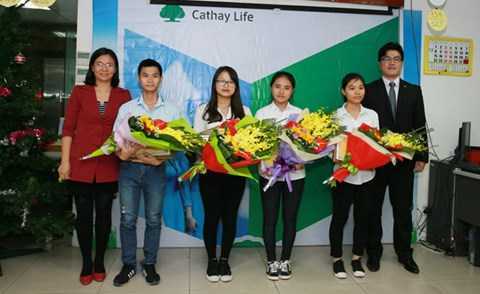 56 sinh viên nhận học bổng 'Thịnh Trí Thành Tài' từ Cathay Life Việt Nam