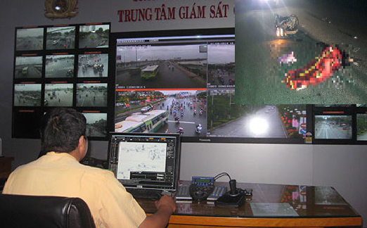 Trích xuất camera 2 trạm thu phí, truy tìm xe đầu kéo đâm chết người rồi bỏ trốn