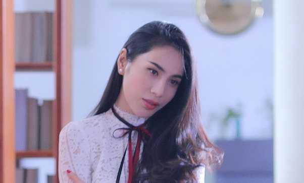 Thủy Tiên kể chuyện tình yêu đẫm nước mắt