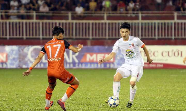 'Real Madrid Hàn Quốc' làm clip đáng yêu chào mừng Xuân Trường