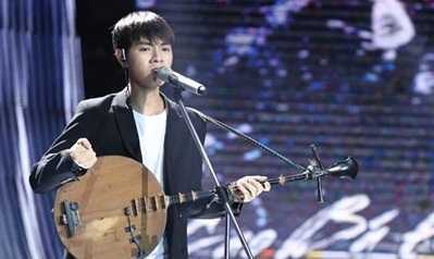 Video: Cháu nội 7 đời của Cao Bá Quát kể 'Truyện Kiều' bằng âm nhạc