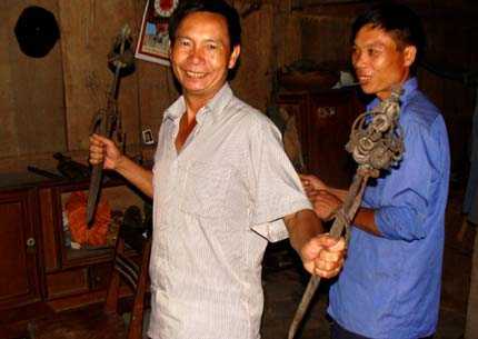 Bí ẩn kiếm cổ ở Hà Giang: Báu vật kỳ lạ không ai được nhìn thấy