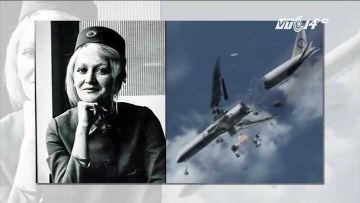 Máy bay nổ tung ở độ cao 10.000m, nữ tiếp viên sống sót kỳ diệu