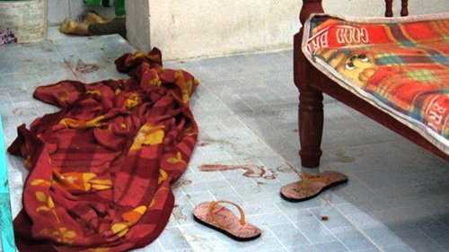 Ghen tuông mù quáng, chồng đâm chết vợ