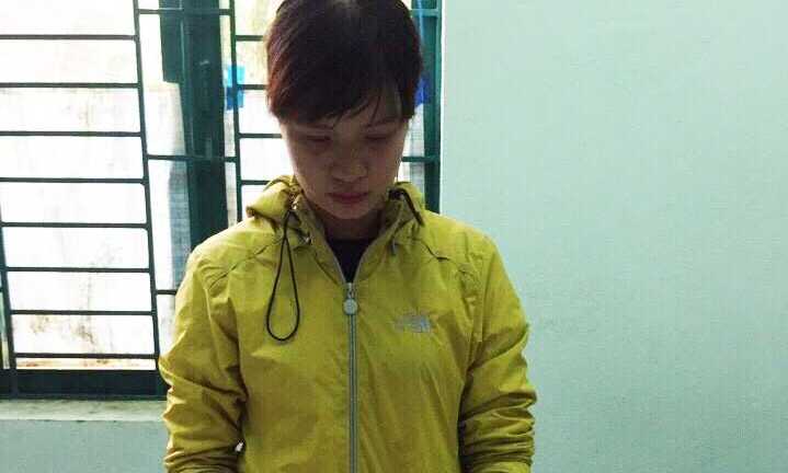 Nữ nhân viên ngân hàng 'rởm' ẵm hàng chục triệu đồng của người dân