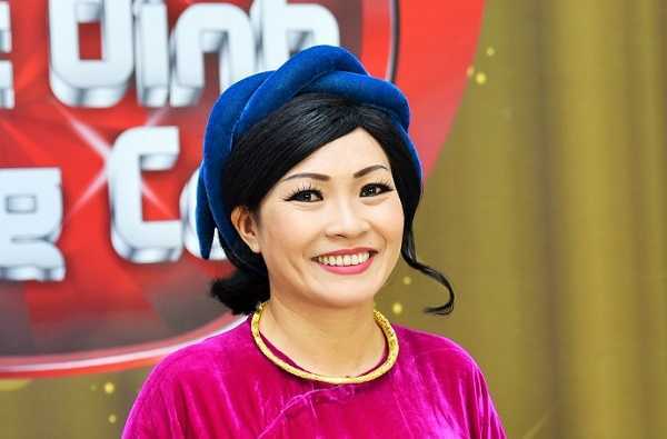 Phương Thanh lần đầu ngồi ghế nóng cùng Đàm Vĩnh Hưng