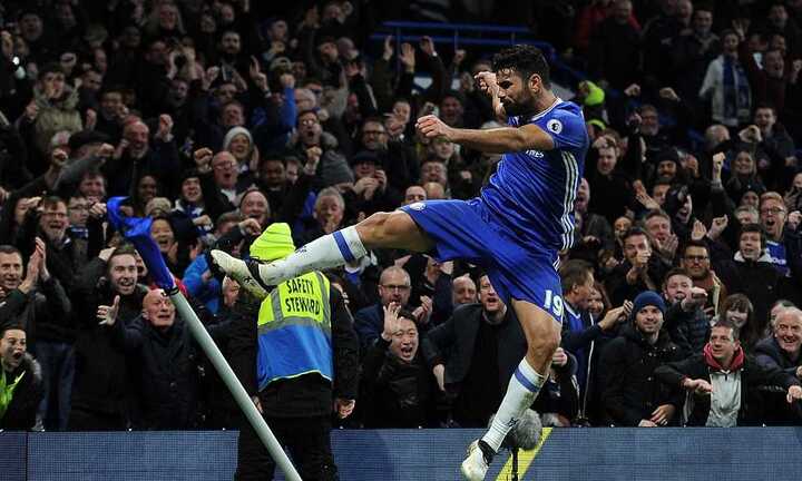 Thắng trận thứ 13 liên tiếp, Chelsea chào năm mới 2017 hoành tráng