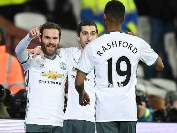 Song sát Mata - Ibra giúp Man Utd vượt ải West Ham