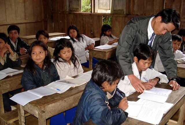 Quyết định hoãn thi tuyển hơn 1.300 viên chức giáo dục