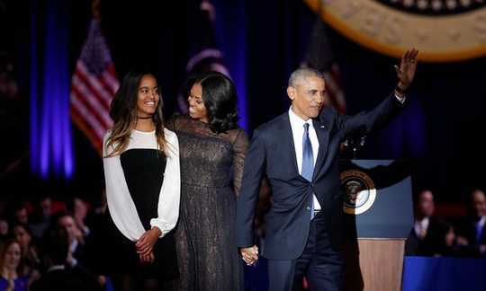 Con gái út nhà Obama ở đâu khi cha phát biểu chia tay Nhà trắng?