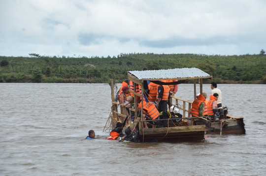 Lật thuyền ở Đắk Lắk, 3 người chết và mất tích