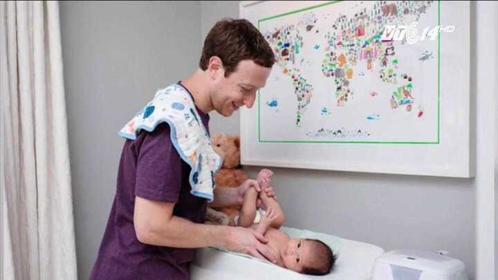 Anh sắp có luật cho các ông bố nghỉ phép ở nhà trông con