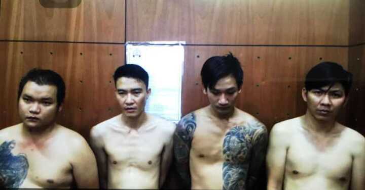 Đột kích nhà hàng, phát hiện động lắc 'khủng' của dân chơi Sài Gòn