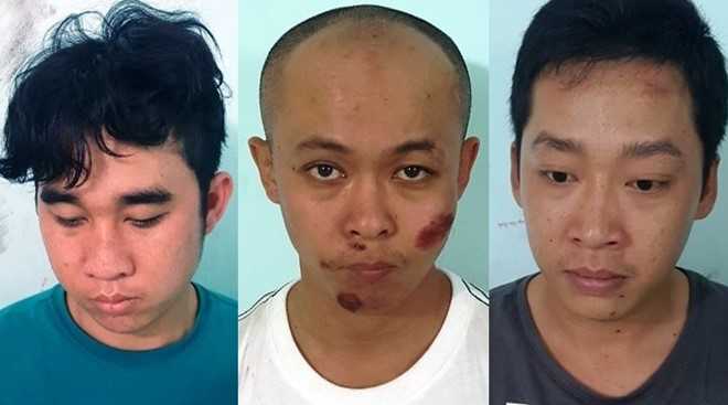 Nữ chủ nhà hạ gục 4 tên trộm bằng chiếc ghế nhựa