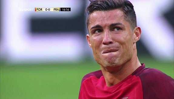 Thi đấu bết bát, Ronaldo bị khán giả Real 'đuổi' sang Trung Quốc