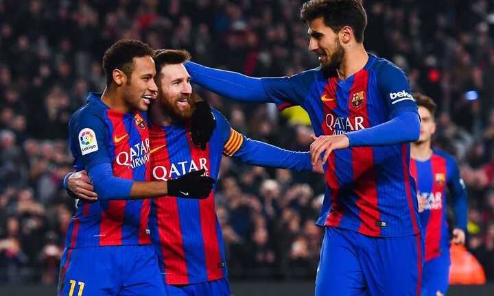 Messi giúp Barca 'hủy diệt' Real Sociedad để vào bán kết cup Nhà vua