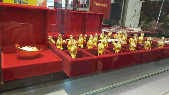 Kim kê được người dân 'săn lùng' ngày Thần Tài