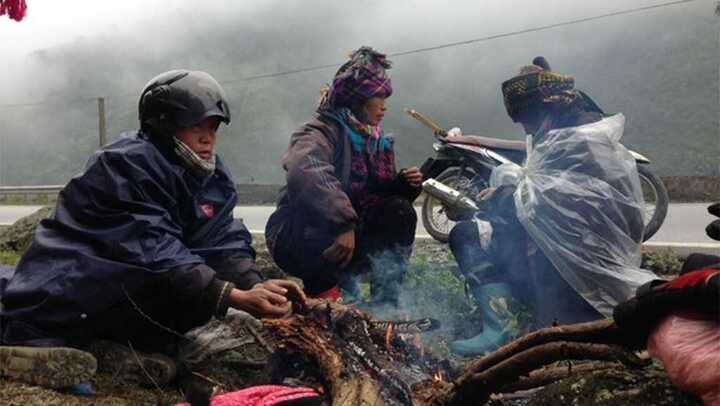 Không khí lạnh đã đổ bộ các tỉnh vùng núi phía Bắc